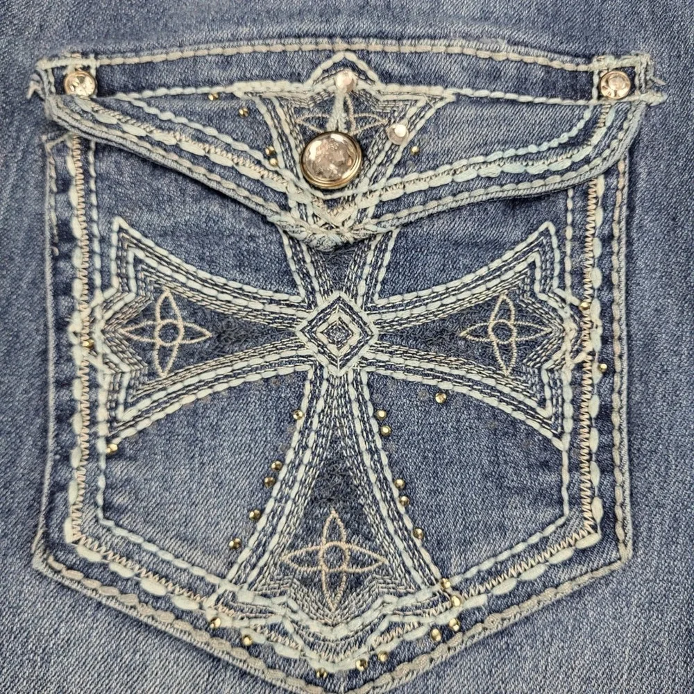Mudd Womens Sz 15 Blue Rhinestone Cross Embroidered Flare Jeans Y2K Flap pockets
